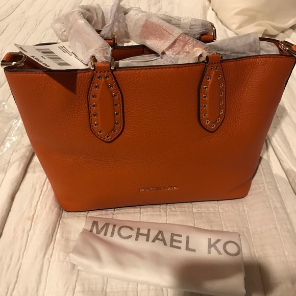 Michael Kors Brooklyn Leather Satchel - Picture 1 of 4